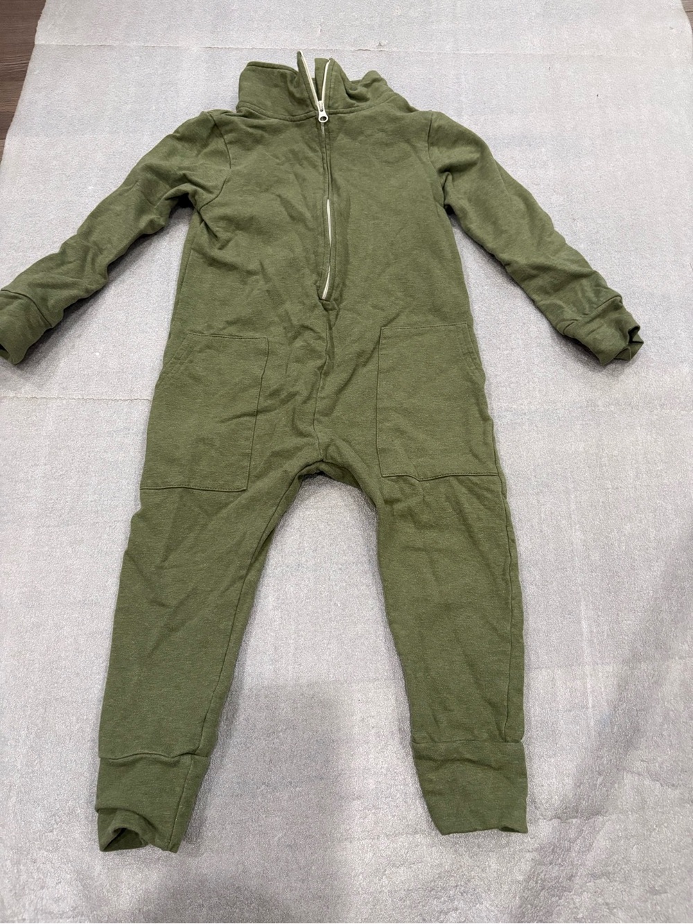 [4/5]Smash + Tess Olive Green Kids One-Piece Zippered Bodysuit